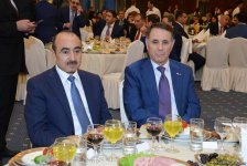 Azərbaycan diasporunun inkişafında xidmətləri olan şəxslərə mükafatlar təqdim edilib (FOTO)