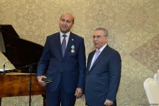Azərbaycan diasporunun inkişafında xidmətləri olan şəxslərə mükafatlar təqdim edilib (FOTO)