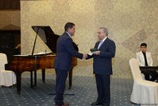 Azərbaycan diasporunun inkişafında xidmətləri olan şəxslərə mükafatlar təqdim edilib (FOTO)