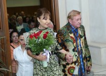 "ÜNS" Yaradıcılıq Səhnəsi tanınmış teatr rejissoru Roman Viktyukun qeyri-adi yaradıcılıq gecəsini keçirib (FOTO)
