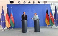 Prezident İlham Əliyev: "Biz özümüzü erməni təcavüzündən qorumalı idik" (ƏLAVƏ OLUNUB) (FOTO)
