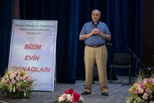 “Bizim Evin Qonaqları” rubrikasında növbəti qonaq tarzən Vamiq Məmmədəliyev olub (FOTO)