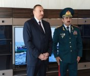Prezident İlham Əliyev Dövlət Sərhəd Xidməti Sahil Mühafizəsinin ikinci dərəcəli yeni sərhəd gözətçi gəmisi ilə tanış olub (FOTO)