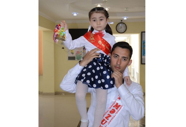 "Son zəng"i çalınanlar (FOTOSESSİYA)
