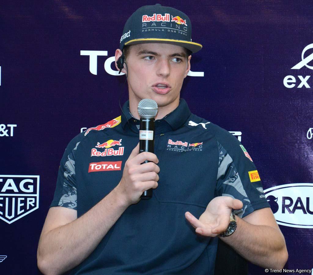 "Red Bull" pilotu: Bakı şəhər trasında 350 km/saat sürət yığmaq mümkündür (FOTO)