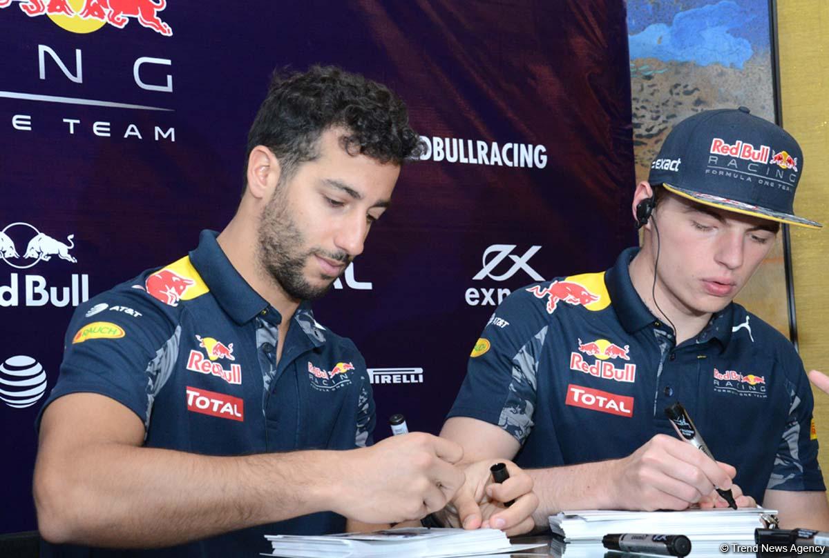 "Red Bull" pilotu: Bakı şəhər trasında 350 km/saat sürət yığmaq mümkündür (FOTO)