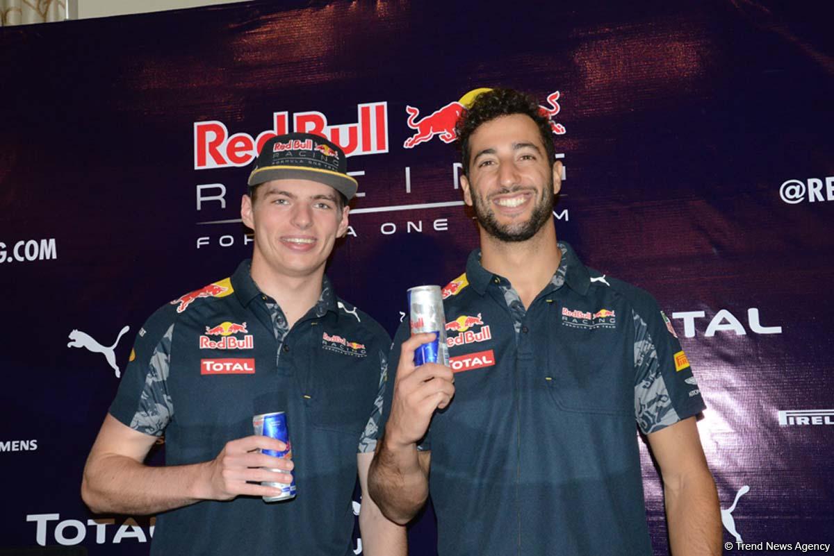 "Red Bull" pilotu: Bakı şəhər trasında 350 km/saat sürət yığmaq mümkündür (FOTO)