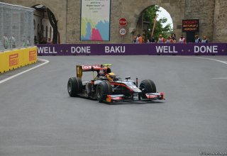 Bakıda GP2 avtomobil yarışlarının praktiki sessiyası başlayıb (FOTO)