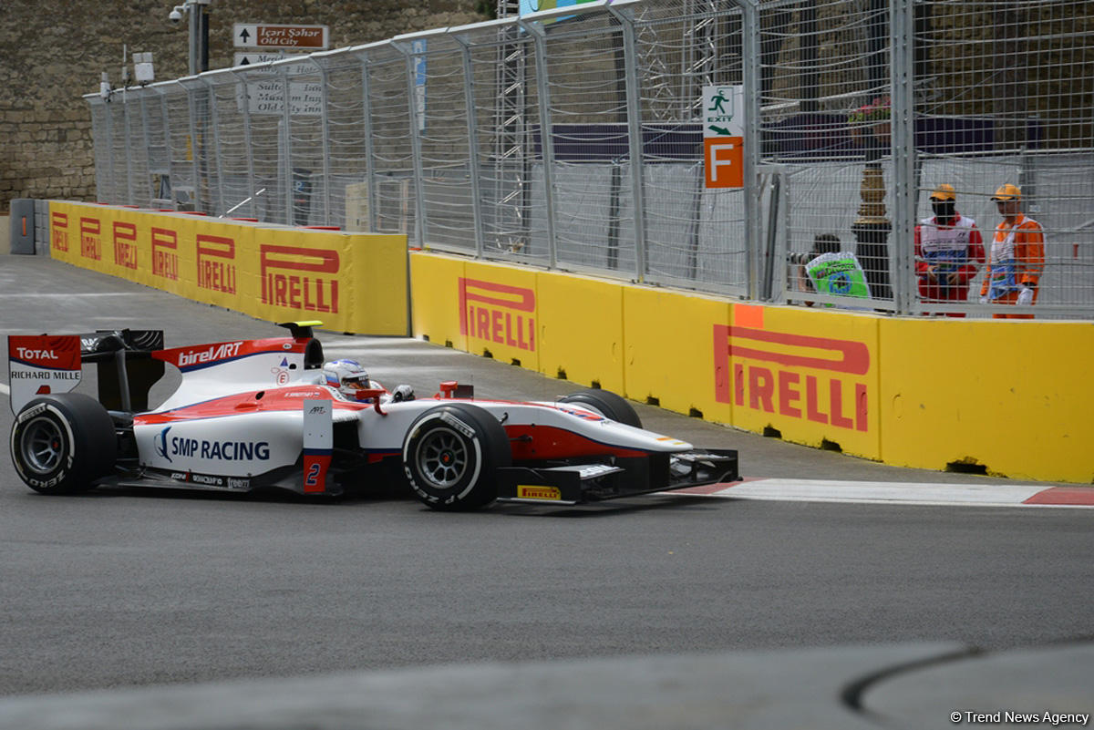 Bakıda GP2 avtomobil yarışlarının praktiki sessiyası başlayıb (FOTO)