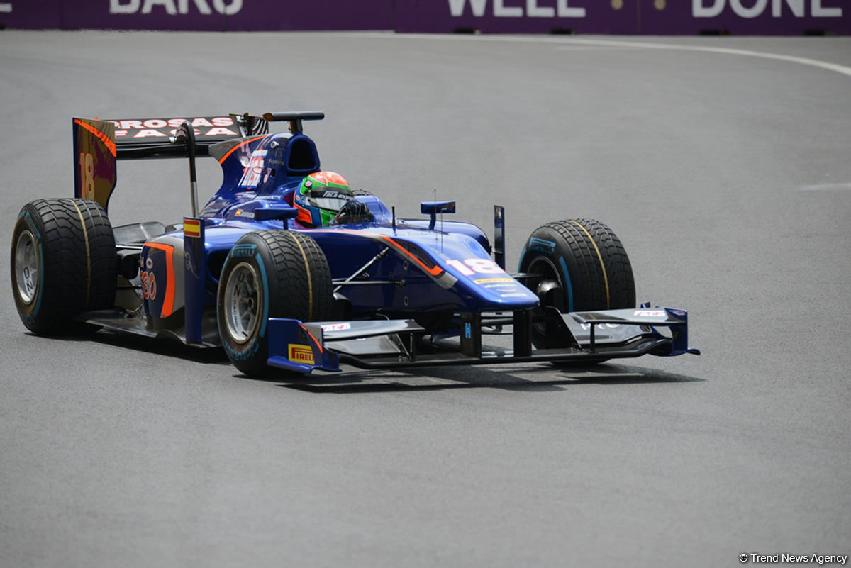 Bakıda GP2 avtomobil yarışlarının praktiki sessiyası başlayıb (FOTO)