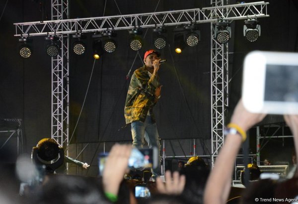 Formula 1 çərçivəsində Bakıda Kris Braunun konserti olub (FOTO)