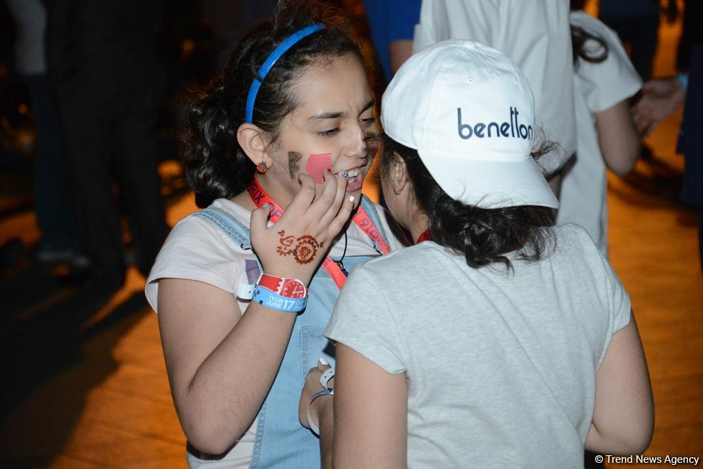 Formula 1 çərçivəsində Bakıda Kris Braunun konserti olub (FOTO)