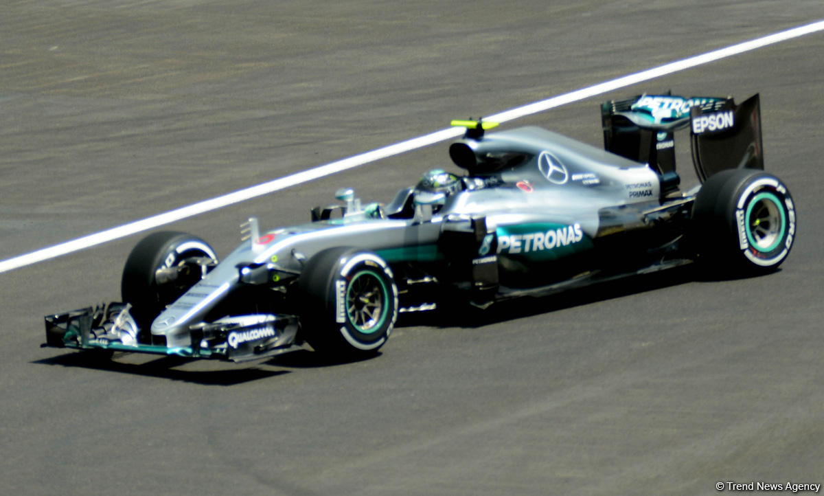 Niko Rosberq Formula 1-in təsnifat mərhələsinin qalibi oldu (YENİLƏNİB) (SİYAHI/FOTO)