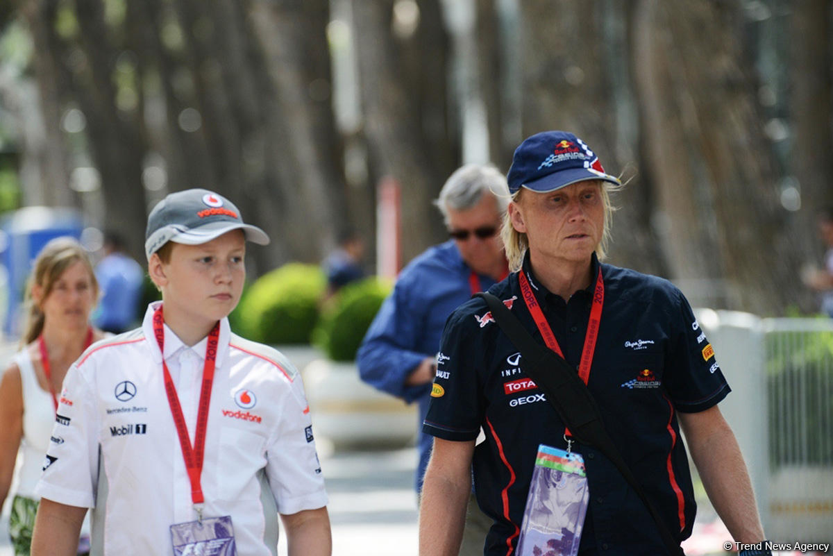 Bakıdan zövq alan "Formula 1" azarkeşləri (FOTO)