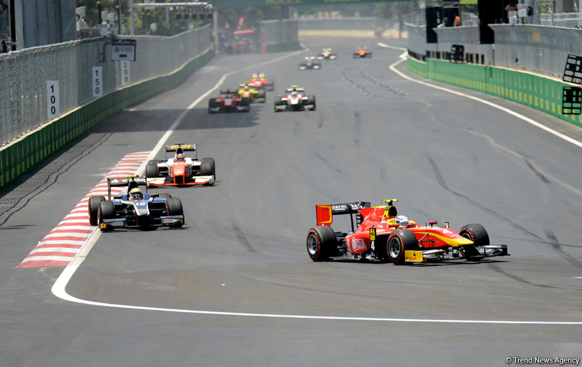 Bakıda Formula 1-in yarış həyəcanı davam edir (FOTO)