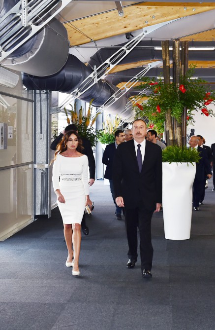 Prezident İlham Əliyev və xanımı "Formula 1" Avropa Qran Prisi yarışına baxıblar (FOTO)