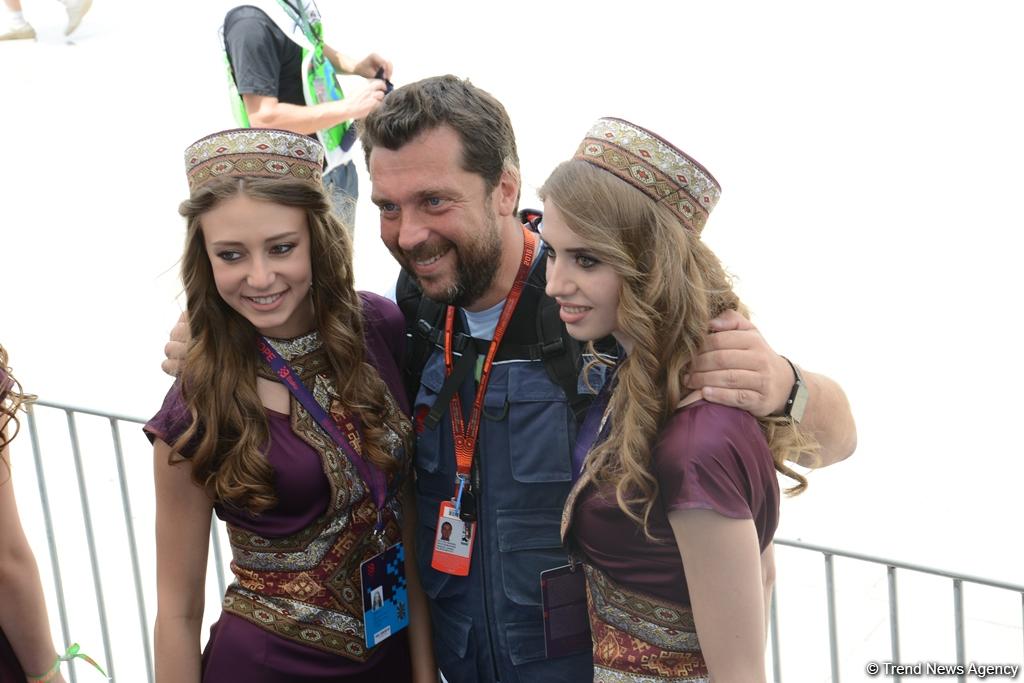 Bakını və Formula 1-i sevənlər... (FOTO)