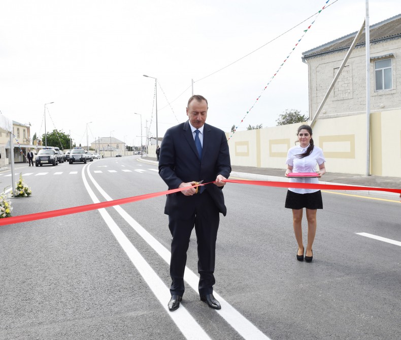 Prezident İlham Əliyev Maştağa-Bilgəh yolunun, Nardarandakı Abşeron və Nəsrulla Əsgərov küçələrinin açılışında iştirak edib (FOTO)