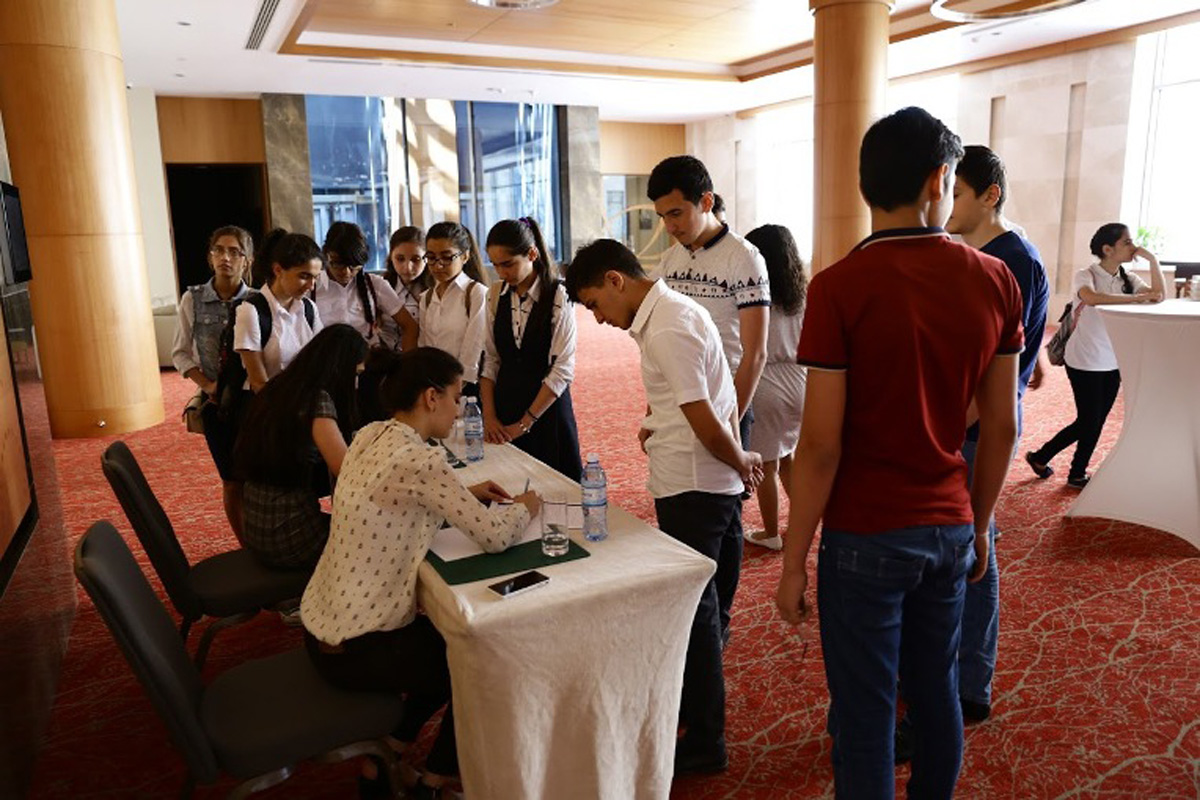 “Parlaq Zəka”da məktəblilərarası ikinci çempionatın qalibləri məlum oldu (FOTO)