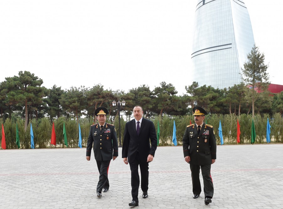 Prezident İlham Əliyev Silahlı Qüvvələrin Baş Qərargahının yeni inzibati binasının açılışında iştirak edib (FOTO)