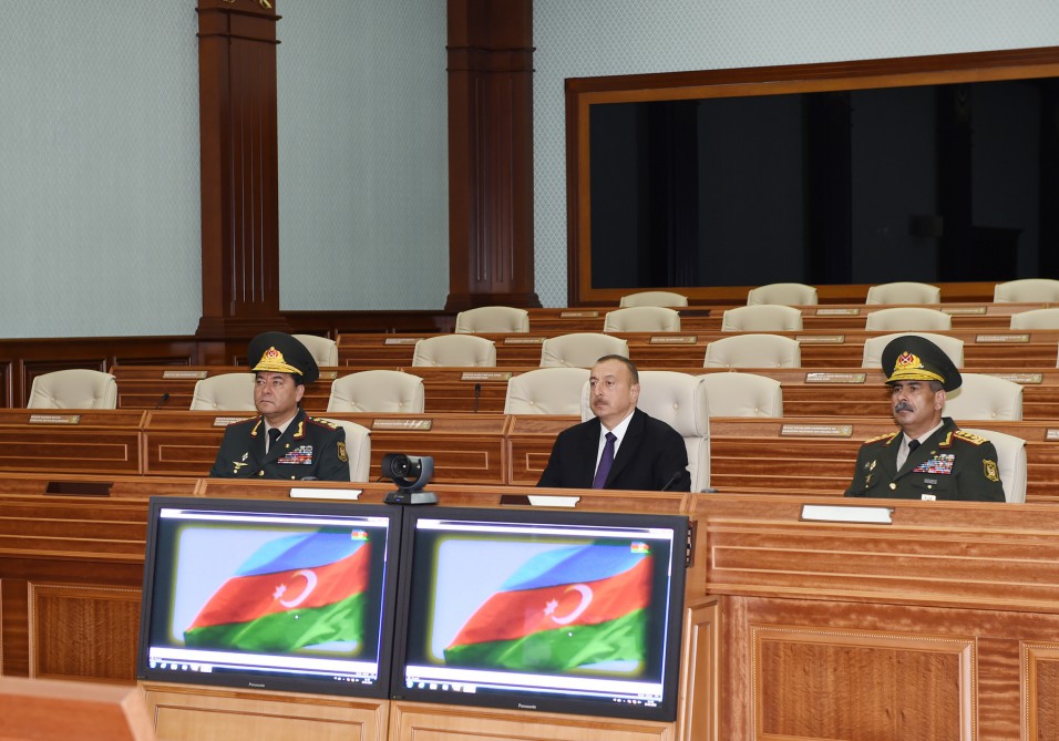 Prezident İlham Əliyev Silahlı Qüvvələrin Baş Qərargahının yeni inzibati binasının açılışında iştirak edib (FOTO)