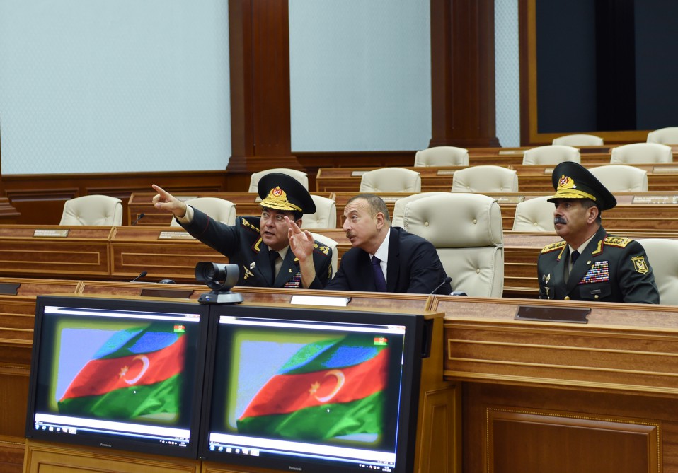 Prezident İlham Əliyev Silahlı Qüvvələrin Baş Qərargahının yeni inzibati binasının açılışında iştirak edib (FOTO)