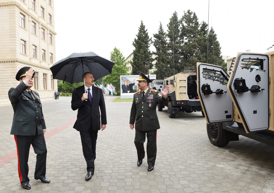 Prezident İlham Əliyev Silahlı Qüvvələrin Baş Qərargahının yeni inzibati binasının açılışında iştirak edib (FOTO)