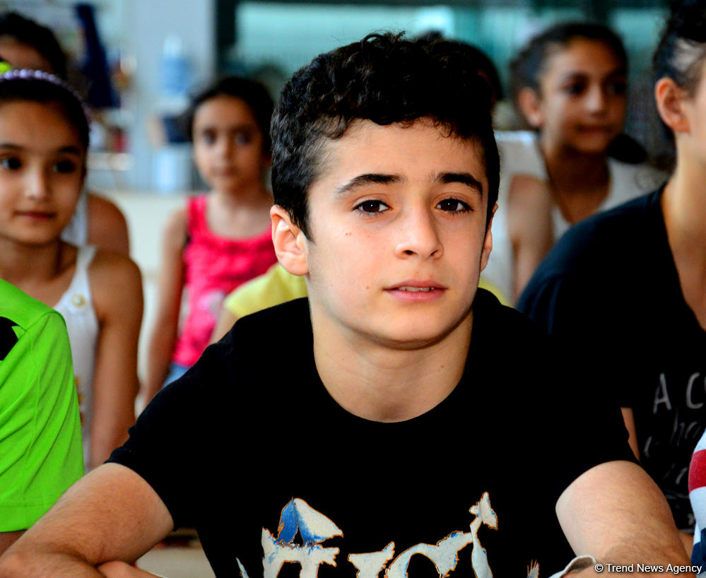 Bakıda gənc gimnastların Olimpiya çempionları ilə görüşü olub (FOTO)