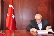 Abid Şərifov terror qurbanları ilə bağlı başsağlığı verib (FOTO)