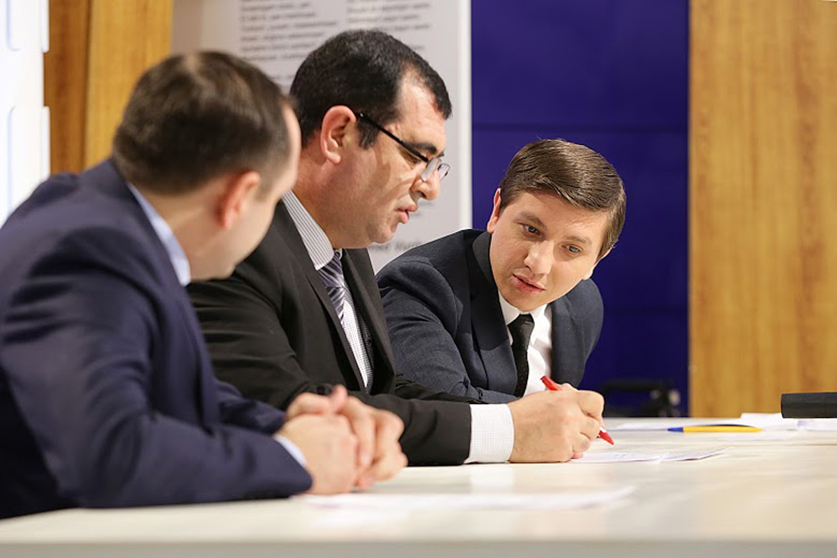 Səfəvilər "Parlaq Zəka"da (FOTO)