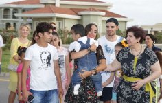 Heydər Əliyev Fondunun vitse-prezidenti Leyla Əliyeva uşaq evlərinin sakinləri ilə görüşüb (FOTO)