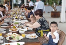 Heydər Əliyev Fondunun vitse-prezidenti Leyla Əliyeva uşaq evlərinin sakinləri ilə görüşüb (FOTO)