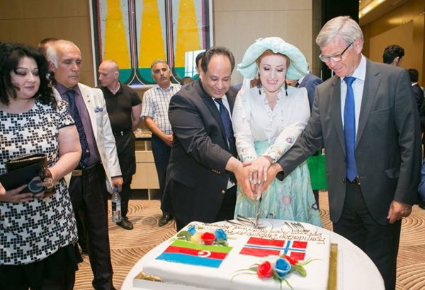 Bakıda Azərbaycan-Norveç sülh körpüsü (FOTO)