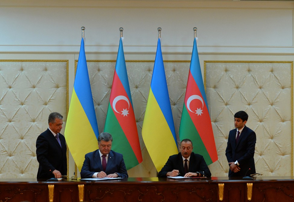Azərbaycan və Ukrayna 3 sənəd imzaladılar (FOTO)
