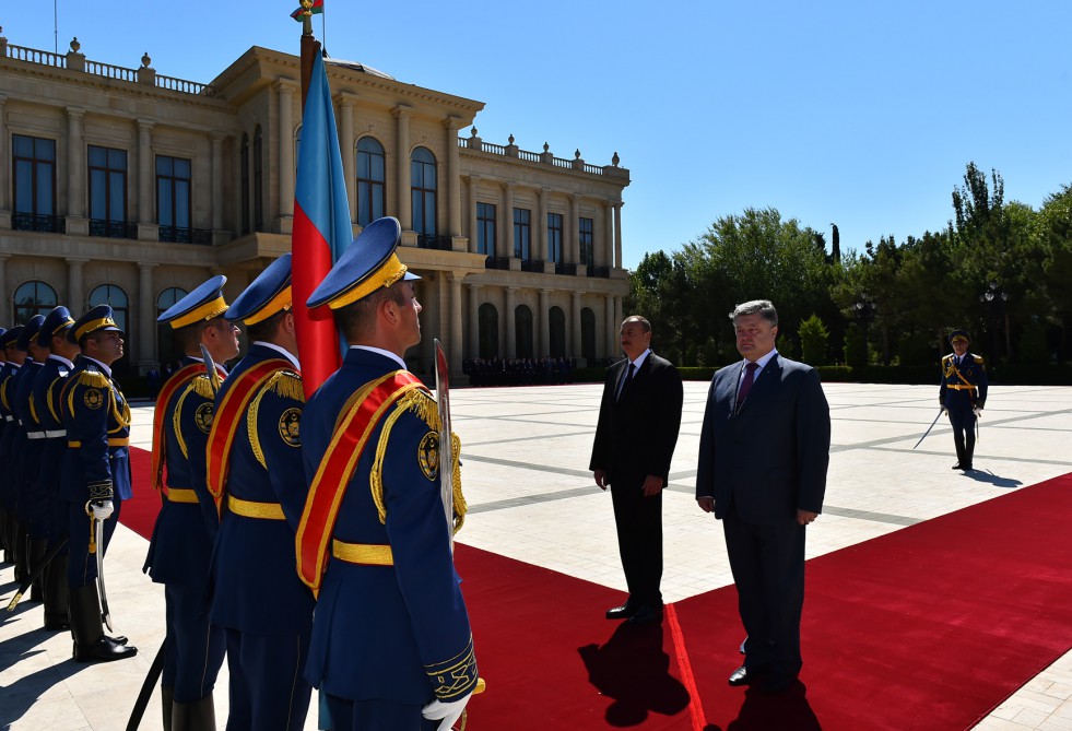 Ukrayna Prezidentinin rəsmi qarşılanma mərasimi olub (FOTO)