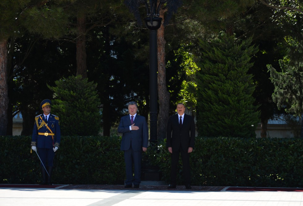 Ukrayna Prezidentinin rəsmi qarşılanma mərasimi olub (FOTO)
