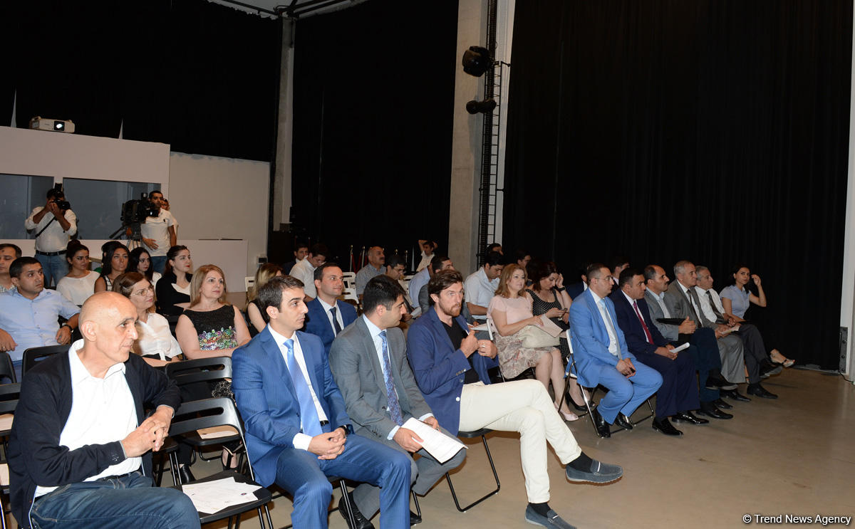 YARAT-ın dəstəyi ilə Azərbaycanın dini tolerantlıq və multikulturalizm modeli müzakirə olunub (FOTO)