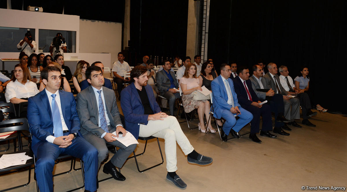 YARAT-ın dəstəyi ilə Azərbaycanın dini tolerantlıq və multikulturalizm modeli müzakirə olunub (FOTO)