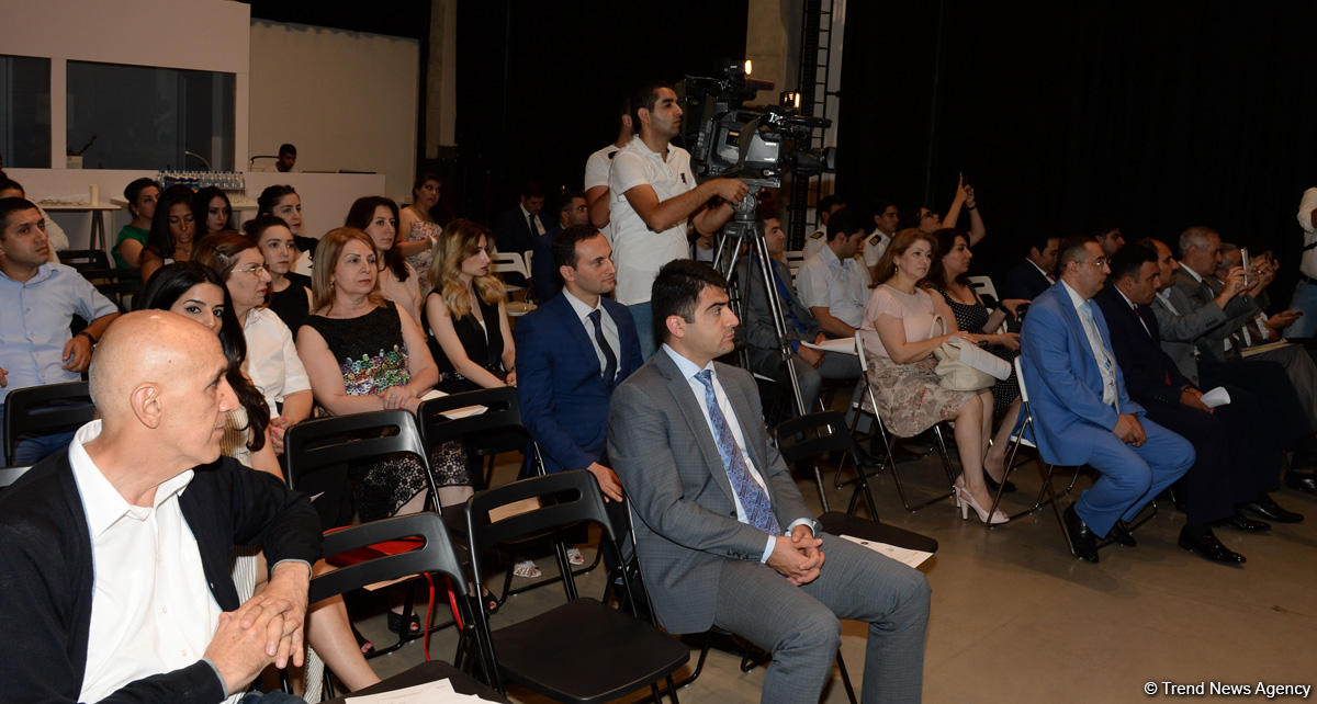 YARAT-ın dəstəyi ilə Azərbaycanın dini tolerantlıq və multikulturalizm modeli müzakirə olunub (FOTO)