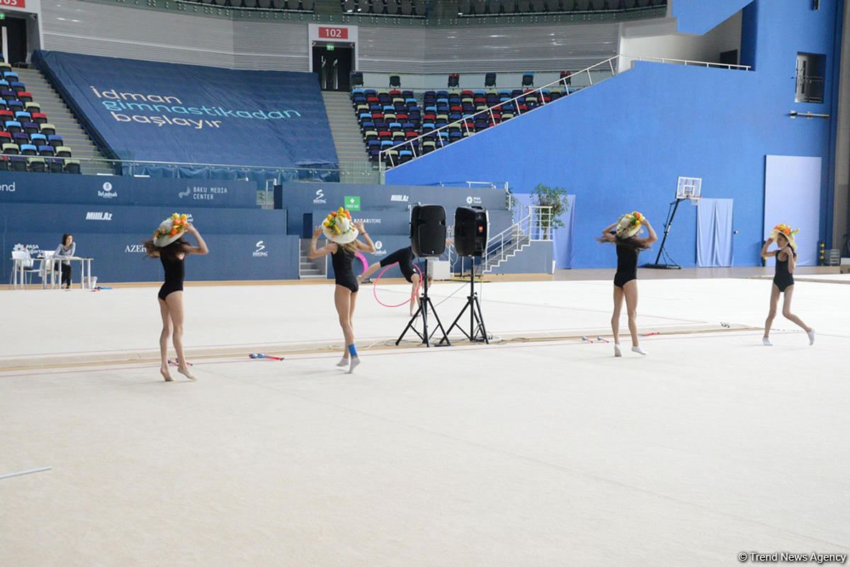 Bakı bədii gimnastika üzrə Dünya Kubokuna hazırlaşır (FOTO)