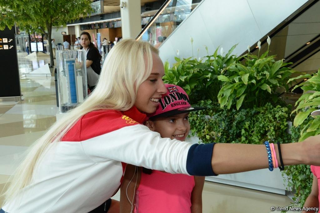 Dünya çempionları bədii gimnastika üzrə Dünya Kubokunda iştirak üçün Bakıdadırlar (FOTO)