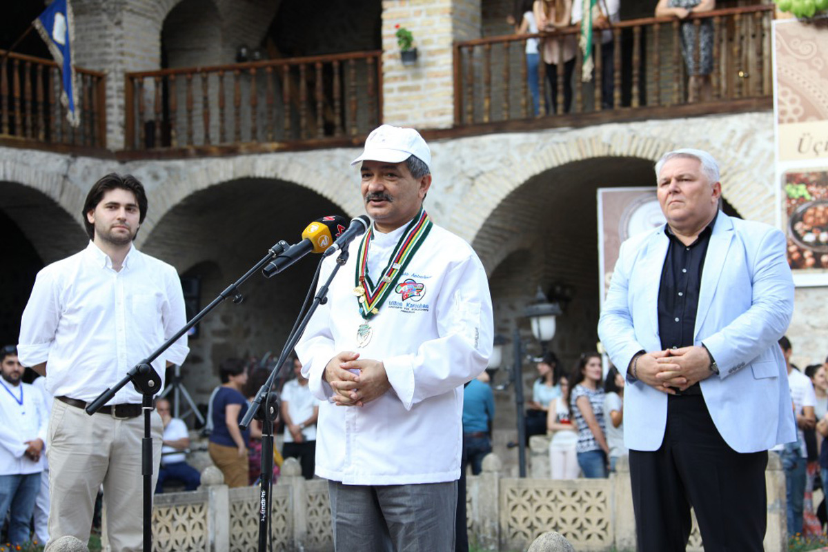 Şəki festivalında Azərbaycanın zəngin mətbəxi dünyaya tanıdılıb (FOTO)