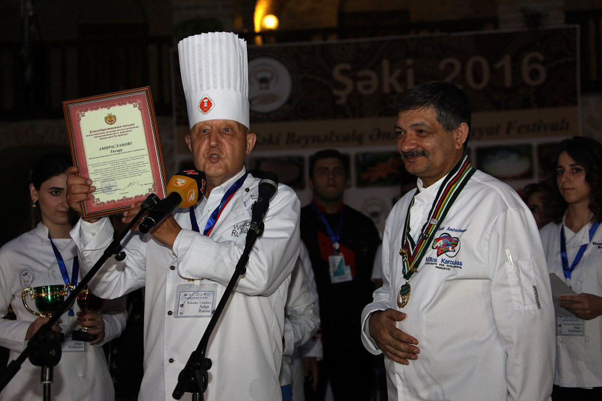 Şəki festivalında Azərbaycanın zəngin mətbəxi dünyaya tanıdılıb (FOTO)