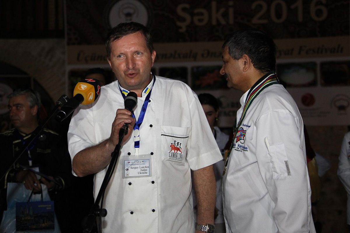 Şəki festivalında Azərbaycanın zəngin mətbəxi dünyaya tanıdılıb (FOTO)