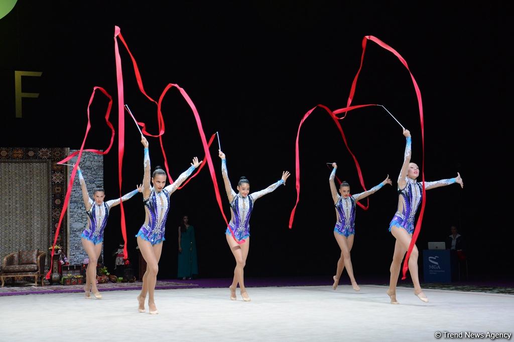 Azərbaycan gimnastları lentlə hərəkətlərdə Dünya Kubokunun finalına çıxıblar (FOTO)