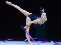 Bədii gimnastika üzrə Dünya Kubokunun ikinci günü (FOTOLAR)