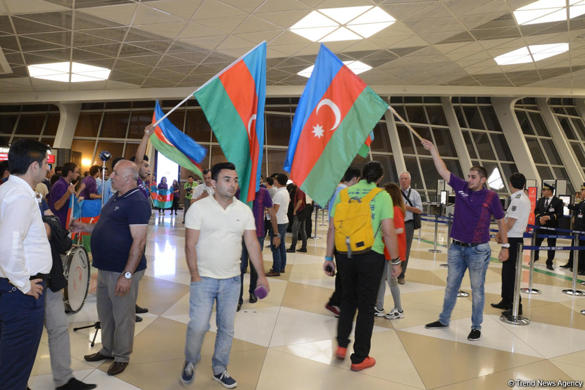 Rio-de-Janeyro Yay Olimpiya Oyunlarında iştirak edəcək idmançılarımızın təntənəli yola salınma mərasimi FOTOlarda