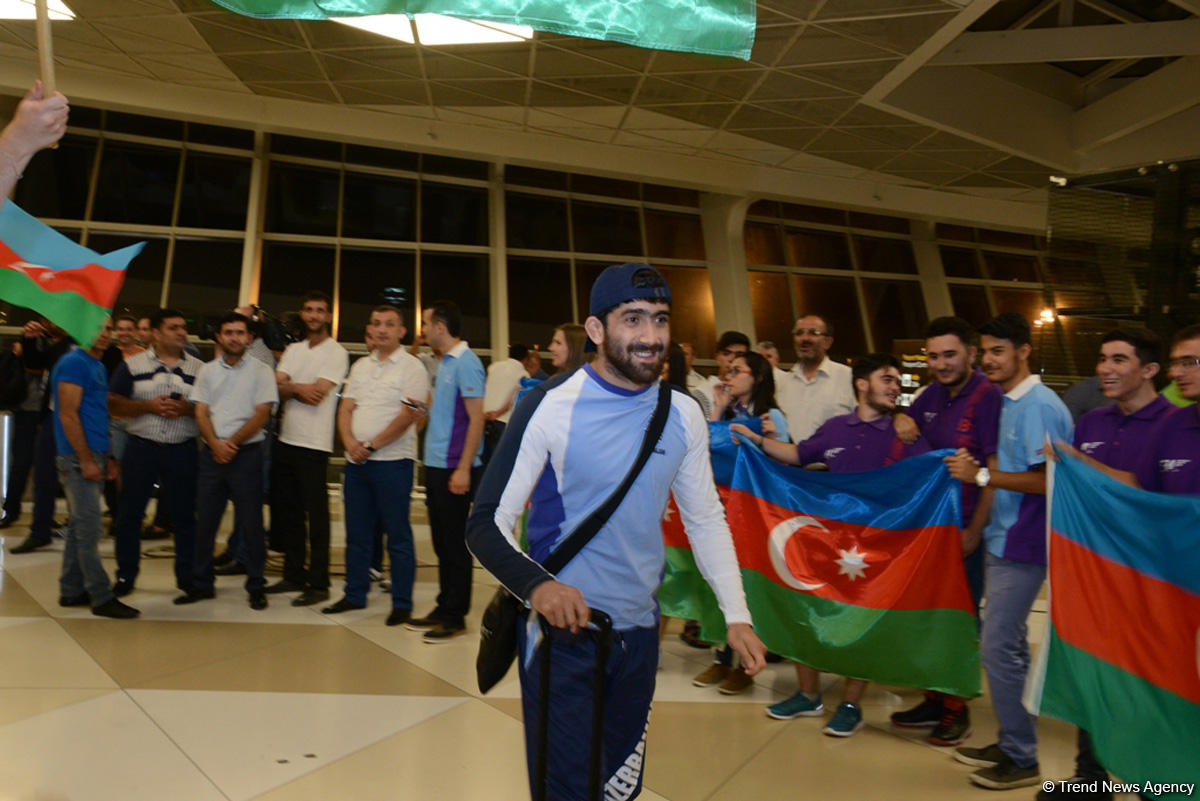 Rio-de-Janeyro Yay Olimpiya Oyunlarında iştirak edəcək idmançılarımızın təntənəli yola salınma mərasimi FOTOlarda