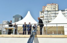 Prezident İlham Əliyev paytaxtın keçmiş “Sovetski” ərazisində yeni yol-nəqliyyat infrastrukturunun təməlini qoyub (YENİLƏNİB) (FOTO)