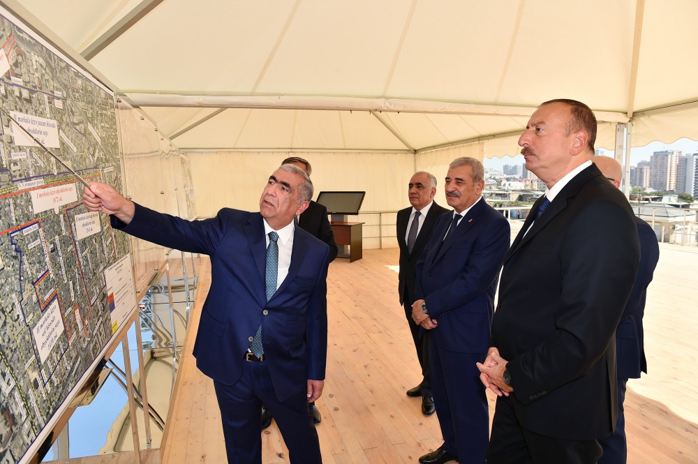 Prezident İlham Əliyev paytaxtın keçmiş “Sovetski” ərazisində yeni yol-nəqliyyat infrastrukturunun təməlini qoyub (YENİLƏNİB) (FOTO)